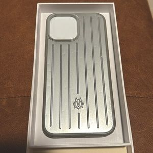 RIMOWY iPhone 13Pro Max Phone Case Aluminum Silver